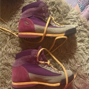 Women's AKU Colorblock Hiking Boots